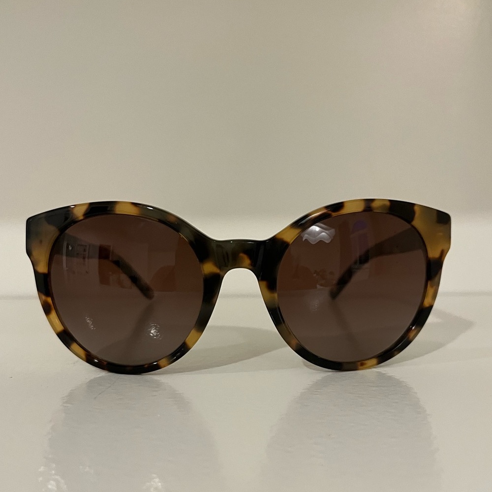 Tory Burch sunglasses. Like new!